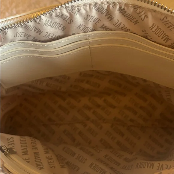 Steve Madden Cream Clutch with Lipstick Set - Picture 3 of 5